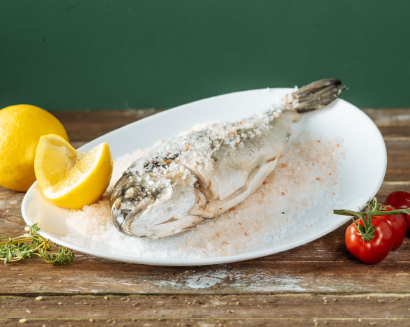 Doradă în crustă de sare