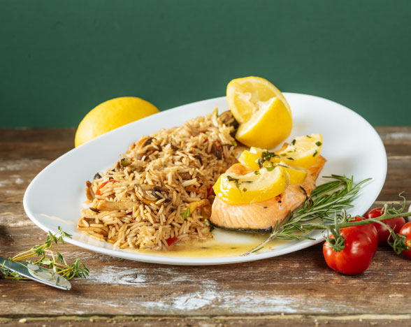 Somon cu sos de lămâie